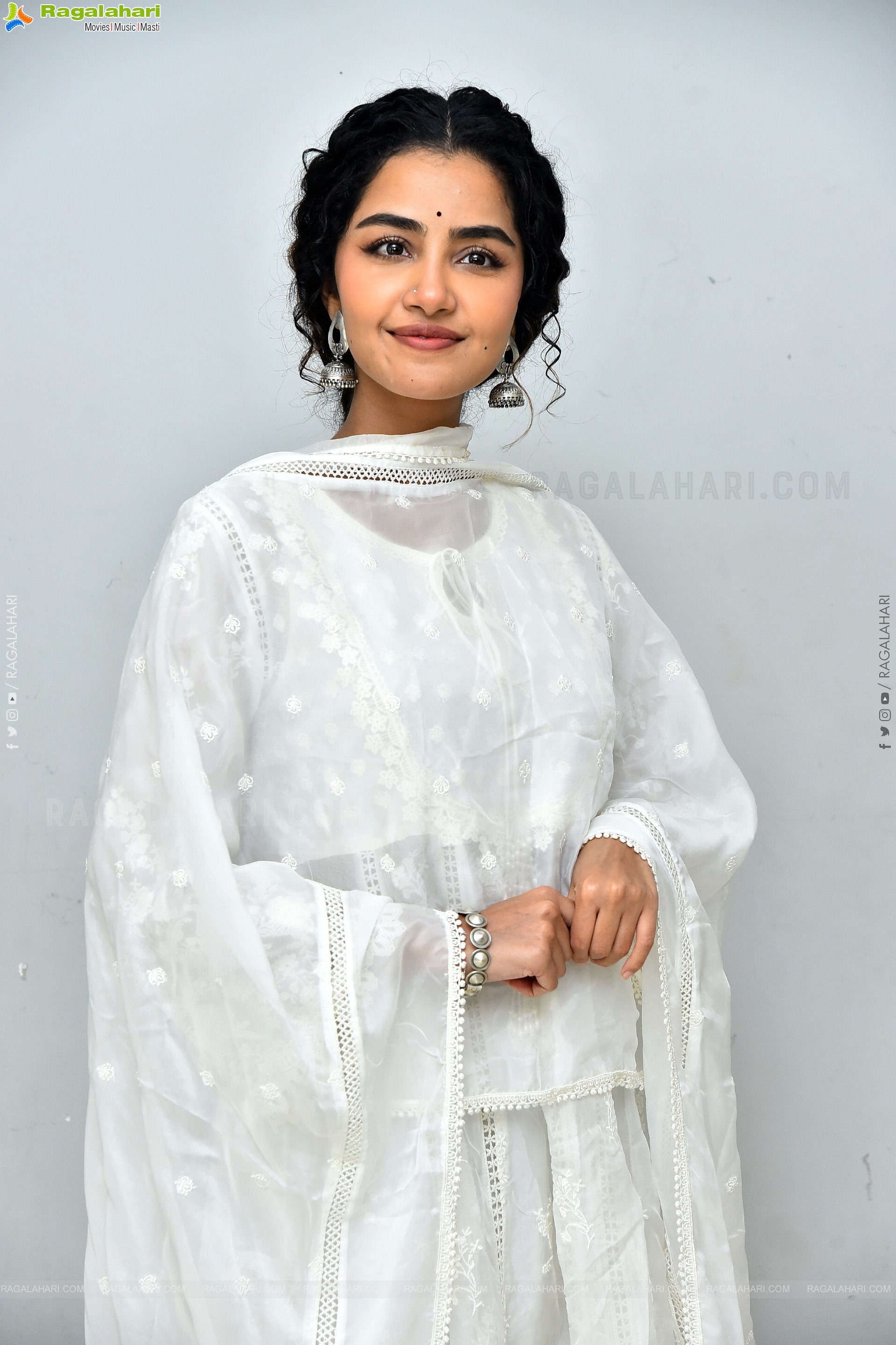 Anupama Parameswaran at Paradha Thank You Meet, HD Gallery