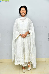Anupama Parameswaran at Paradha Thank You Meet, HD Gallery 