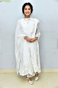 Anupama Parameswaran at Paradha Thank You Meet, HD Gallery 