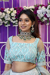 Athira Pillai Poses with Designer Jewellery, HD Gallery