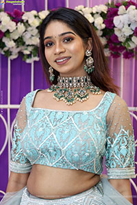 Athira Pillai Poses with Designer Jewellery, HD Gallery