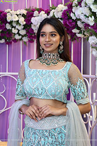 Athira Pillai Poses with Designer Jewellery, HD Gallery