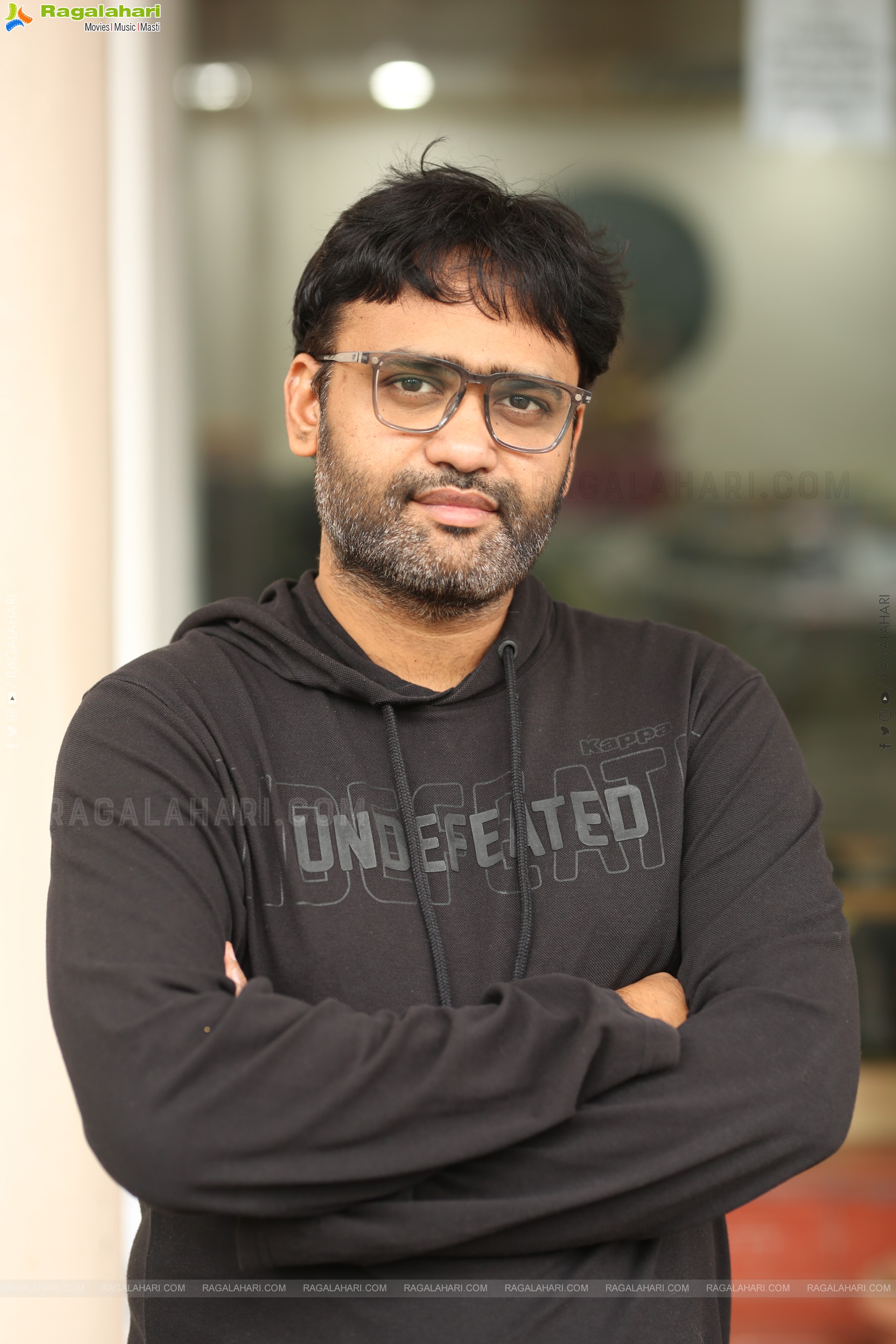 Director Praveen Kandregula at Paradha Interview, HD Gallery