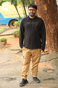 Director Praveen Kandregula at Paradha Interview