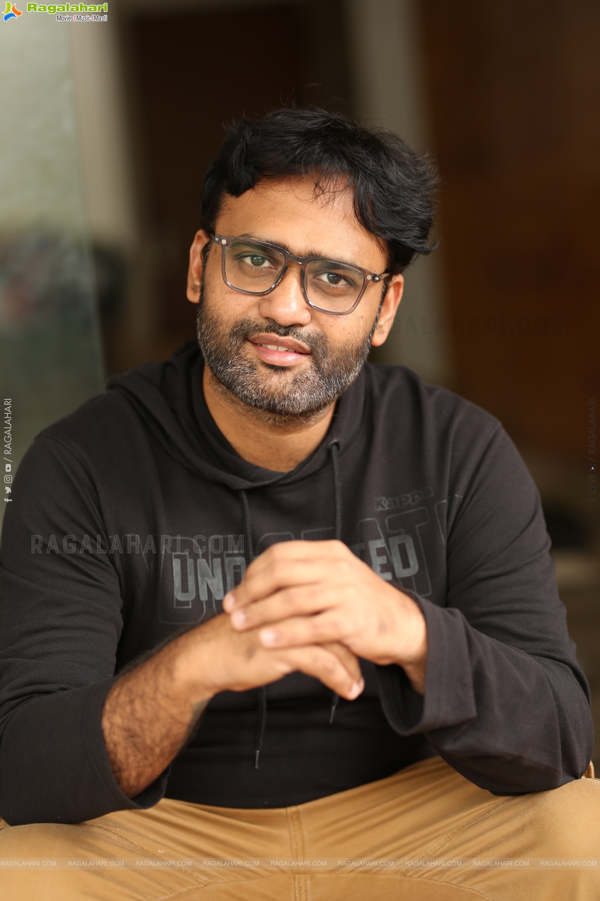 Director Praveen Kandregula at Paradha Interview, HD Gallery