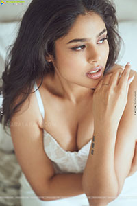 Faria Abdullah Latest Photoshoot Stills, HD Gallery