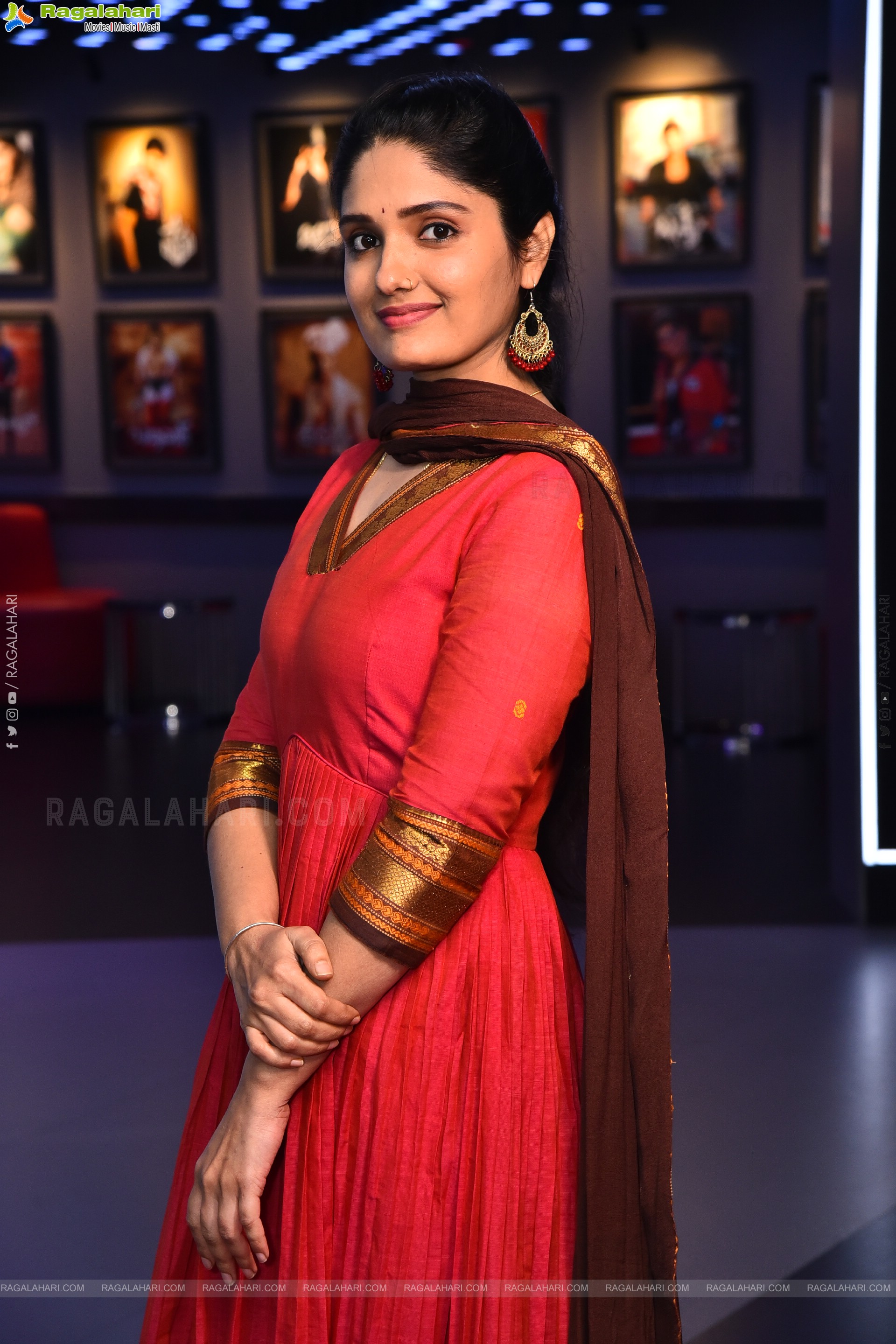 Geeth Saini at Kanyakumari Trailer Launch, HD Gallery