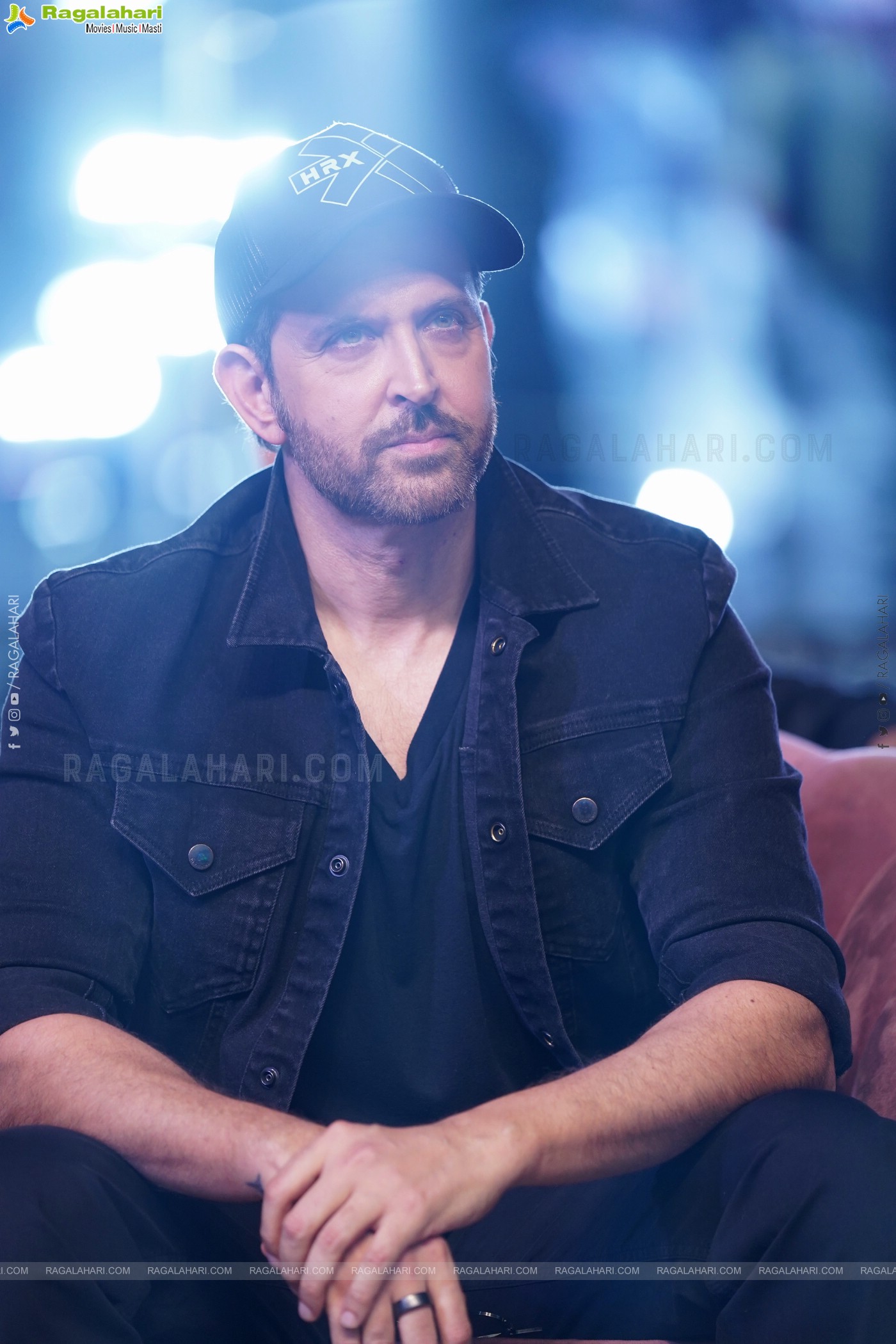 Hrithik Roshan stills at War2 Movie Pre Release Event, HD Gallery