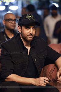 Hrithik Roshan stills at War2 Movie Pre Release Event