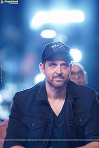 Hrithik Roshan stills at War2 Movie Pre Release Event
