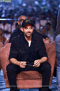 Hrithik Roshan stills at War2 Movie Pre Release Event