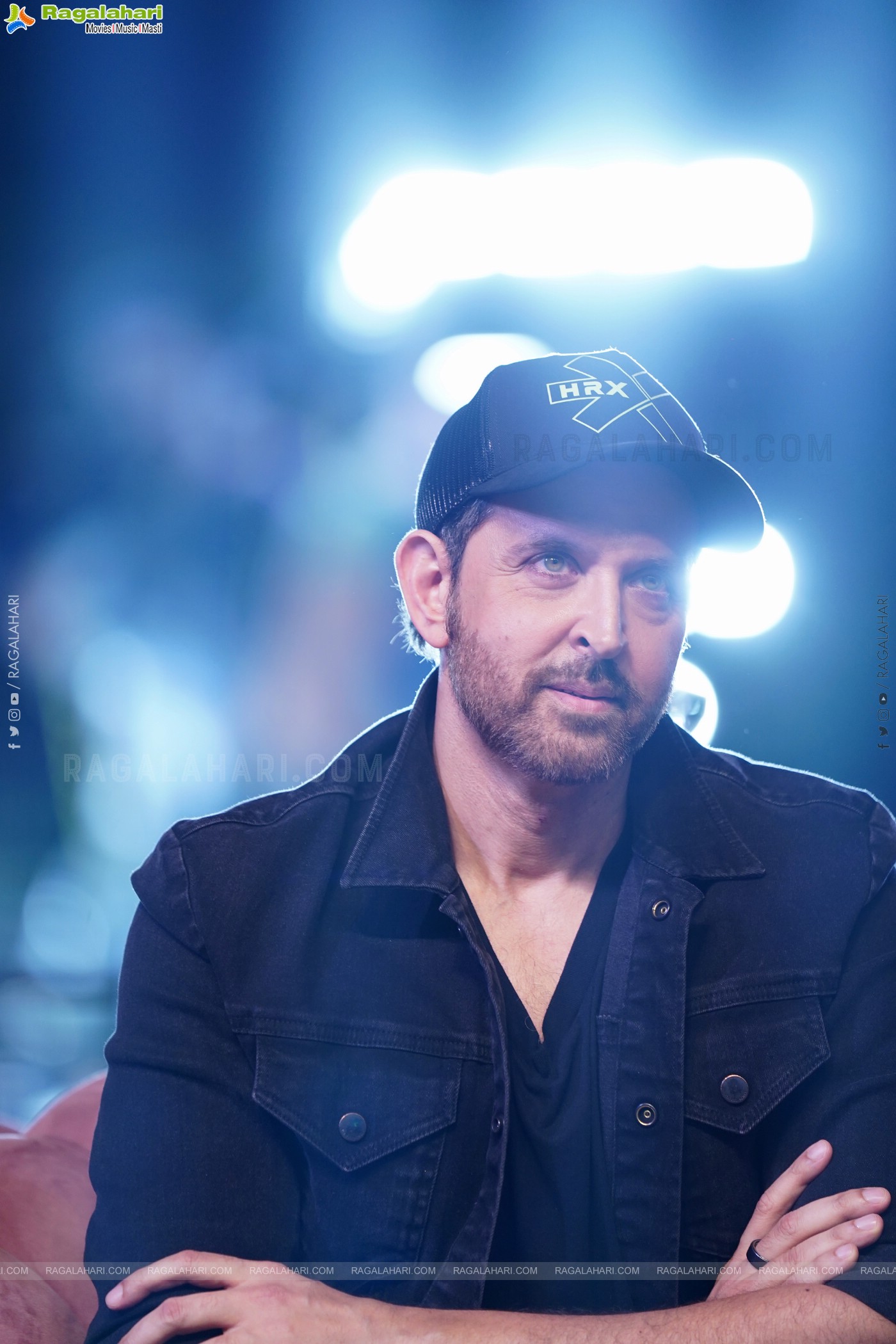 Hrithik Roshan stills at War2 Movie Pre Release Event, HD Gallery