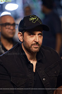 Hrithik Roshan stills at War2 Movie Pre Release Event