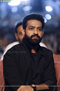 Jr NTR stills at War2 Movie Pre Release Event, HD Gallery