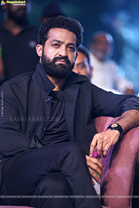 Jr NTR stills at War2 Movie Pre Release Event, HD Gallery