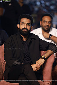 Jr NTR stills at War2 Movie Pre Release Event, HD Gallery