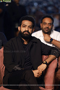 Jr NTR stills at War2 Movie Pre Release Event, HD Gallery