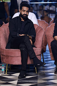 Jr NTR stills at War2 Movie Pre Release Event, HD Gallery