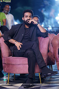 Jr NTR stills at War2 Movie Pre Release Event, HD Gallery