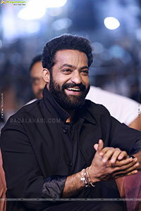 Jr NTR stills at War2 Movie Pre Release Event, HD Gallery