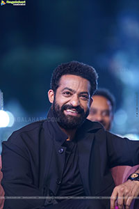 Jr NTR stills at War2 Movie Pre Release Event, HD Gallery