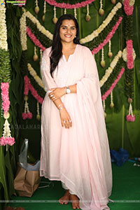 Kavya Kalyanram at TDR Cinemas Production No 1 Movie Opening