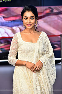 Madhu Shalini at Kanya Kumari Trailer Launch, HD Gallery