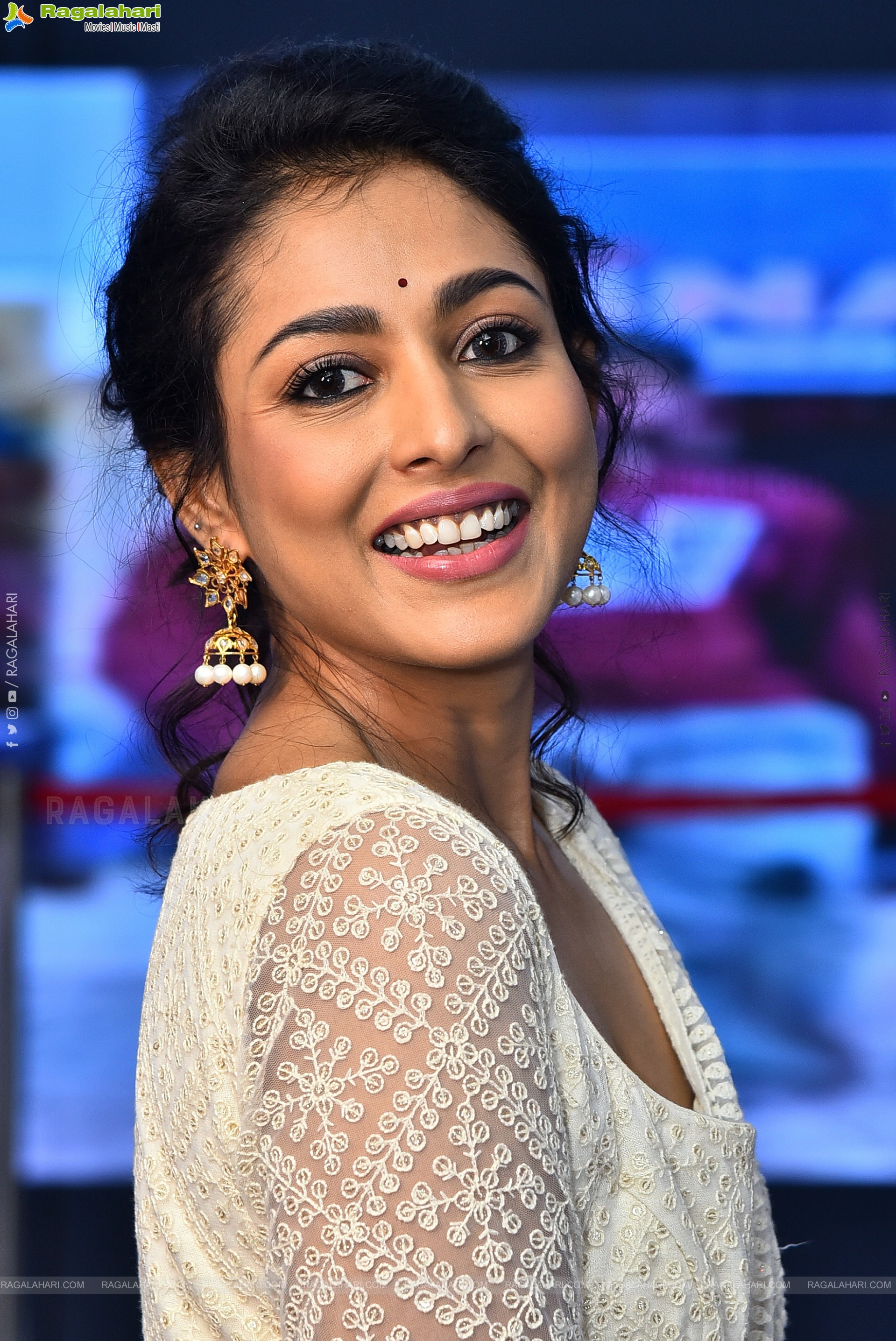 Madhu Shalini at Kanya Kumari Trailer Launch, HD Gallery