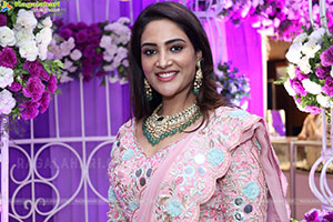 Nirupama stills in Designer Saree, HD Gallery