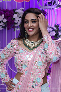 Nirupama stills in Designer Saree, HD Gallery