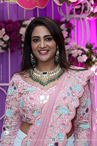 Nirupama stills in Designer Saree, HD Gallery