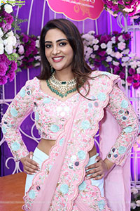 Nirupama stills in Designer Saree, HD Gallery