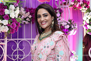 Nirupama stills in Designer Saree, HD Gallery