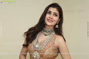 Payal Rajput Latest Beautiful Stills, HD Gallery
