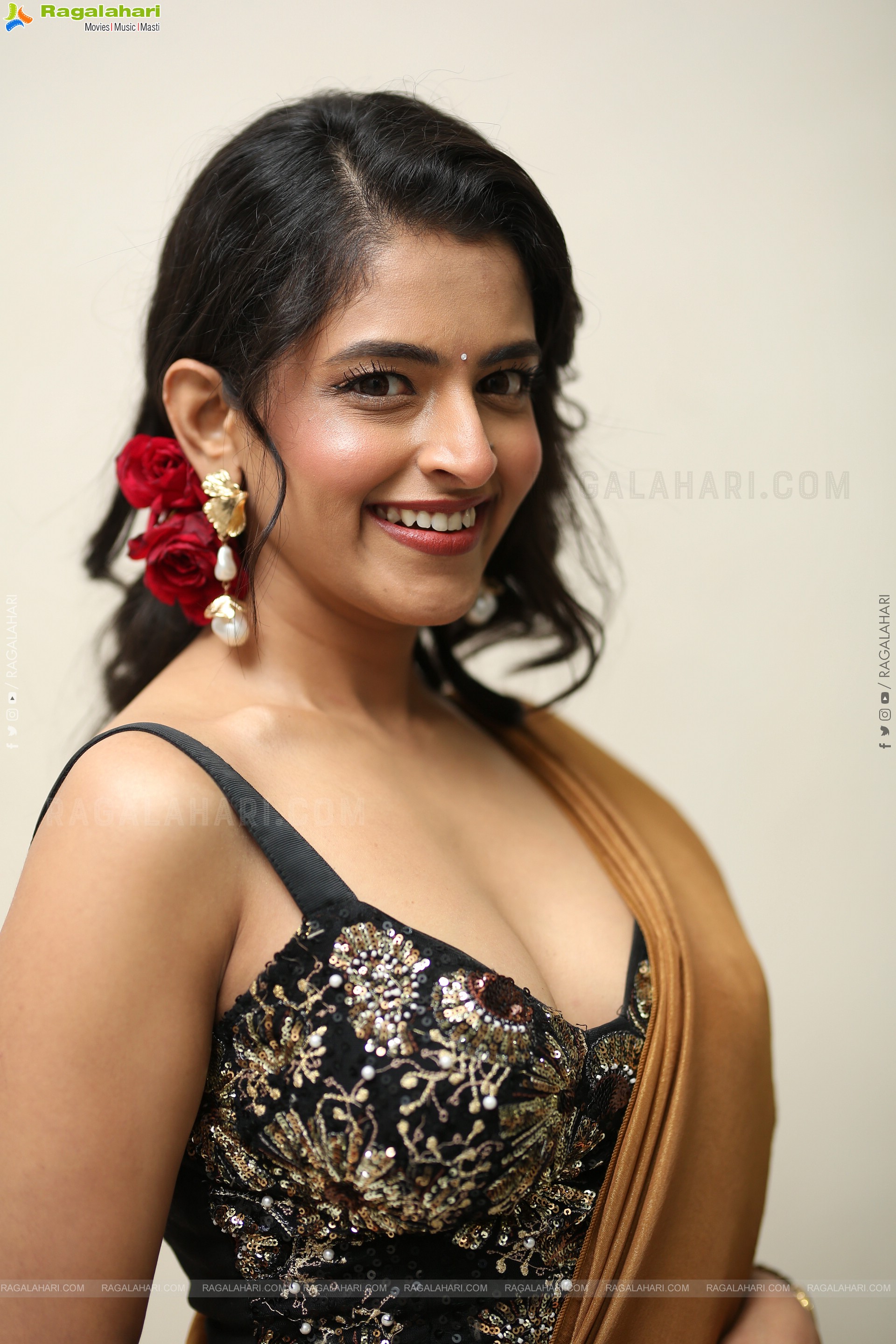 Prachi Thaker at Bakasura Restaurant Prerelease Event, HD Gallery