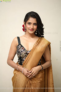 Prachi Thaker at Bakasura Restaurant Prerelease Event
