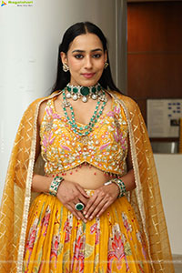 Priyanka Latest Stills in Designer Dress, HD Gallery