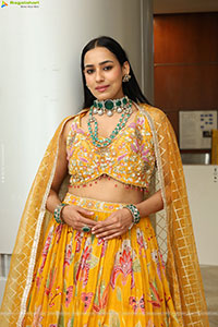 Priyanka Latest Stills in Designer Dress, HD Gallery