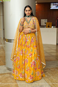Priyanka Latest Stills in Designer Dress, HD Gallery