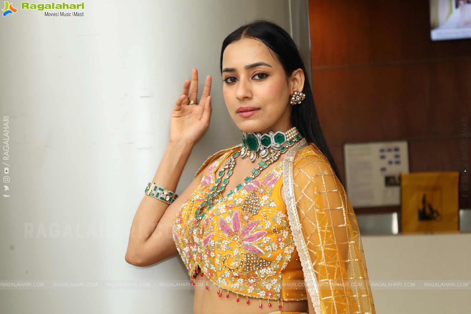 Priyanka Latest Stills in Designer Dress, HD Gallery