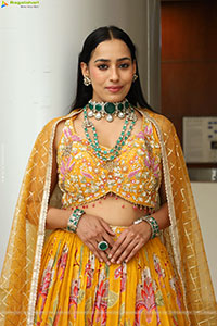 Priyanka Latest Stills in Designer Dress, HD Gallery