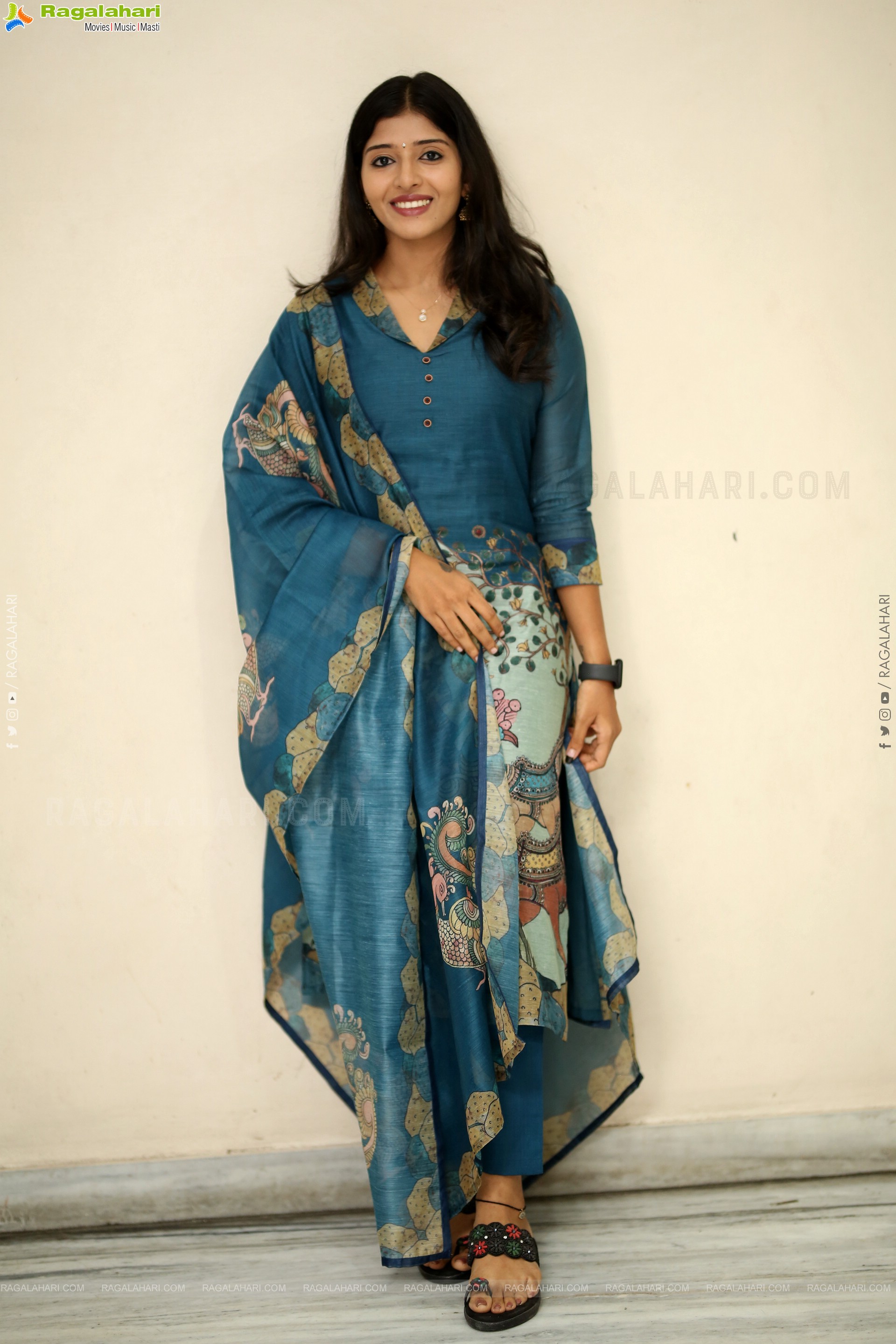 Ramya Priya at Bakasura Restaurant Prerelease Event, HD Gallery