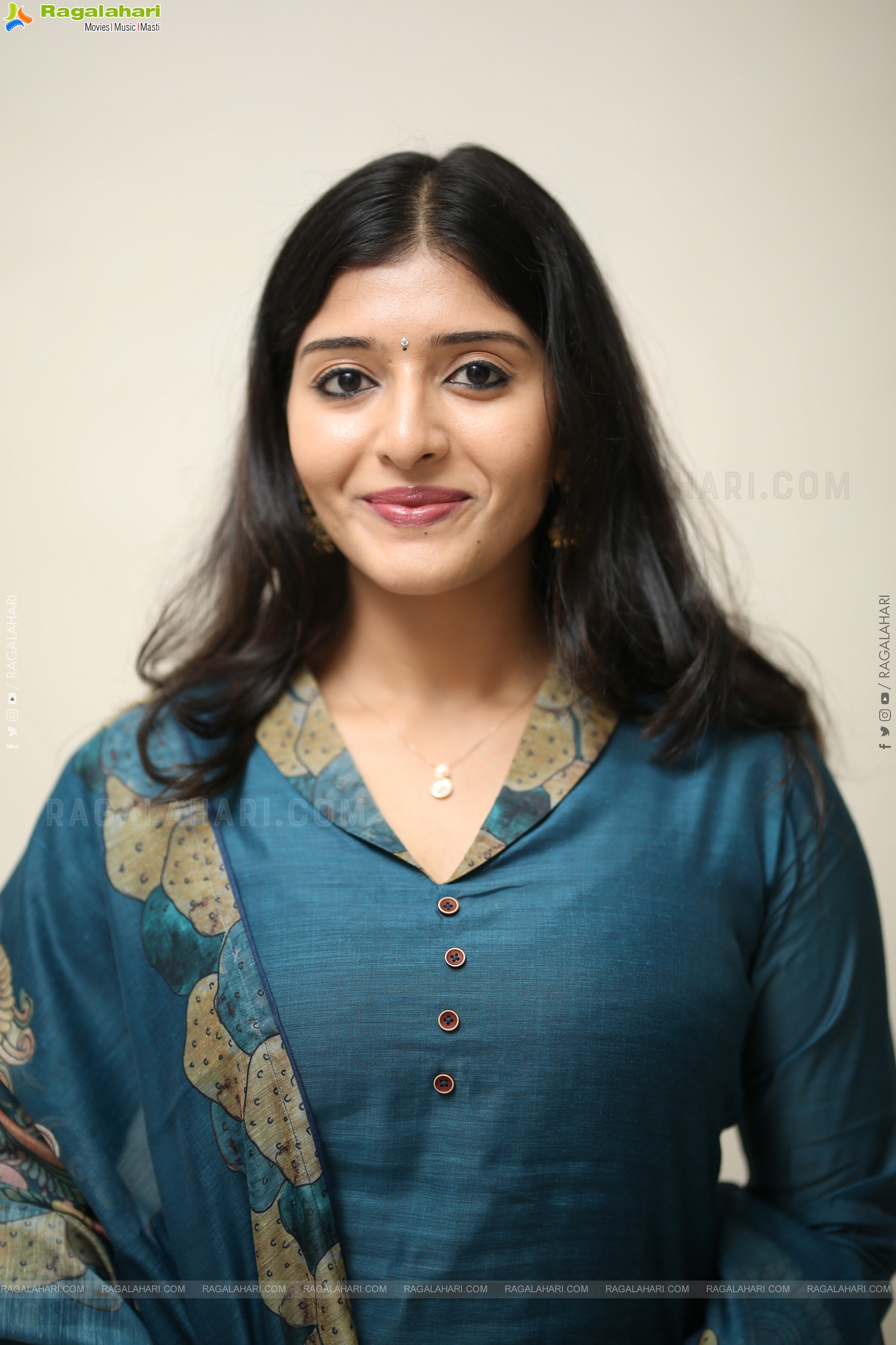 Ramya Priya at Bakasura Restaurant Prerelease Event, HD Gallery