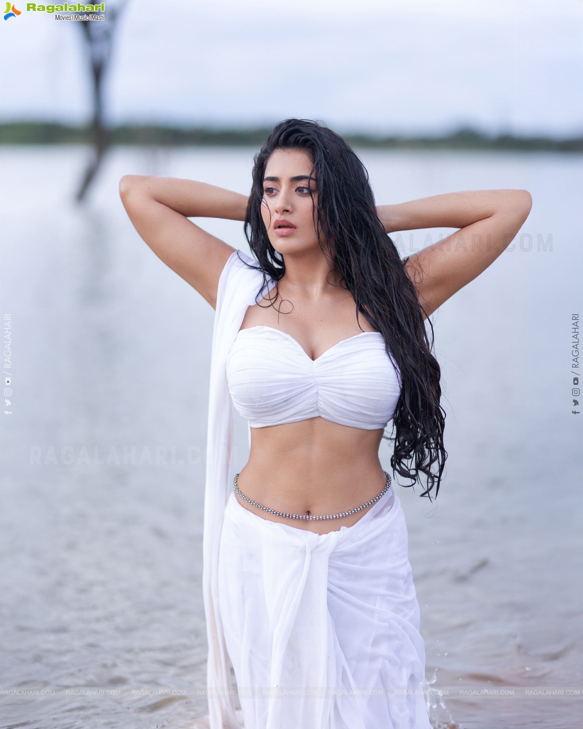 Heroine Rashi Singh Latest Photoshoot Stills, HD Gallery