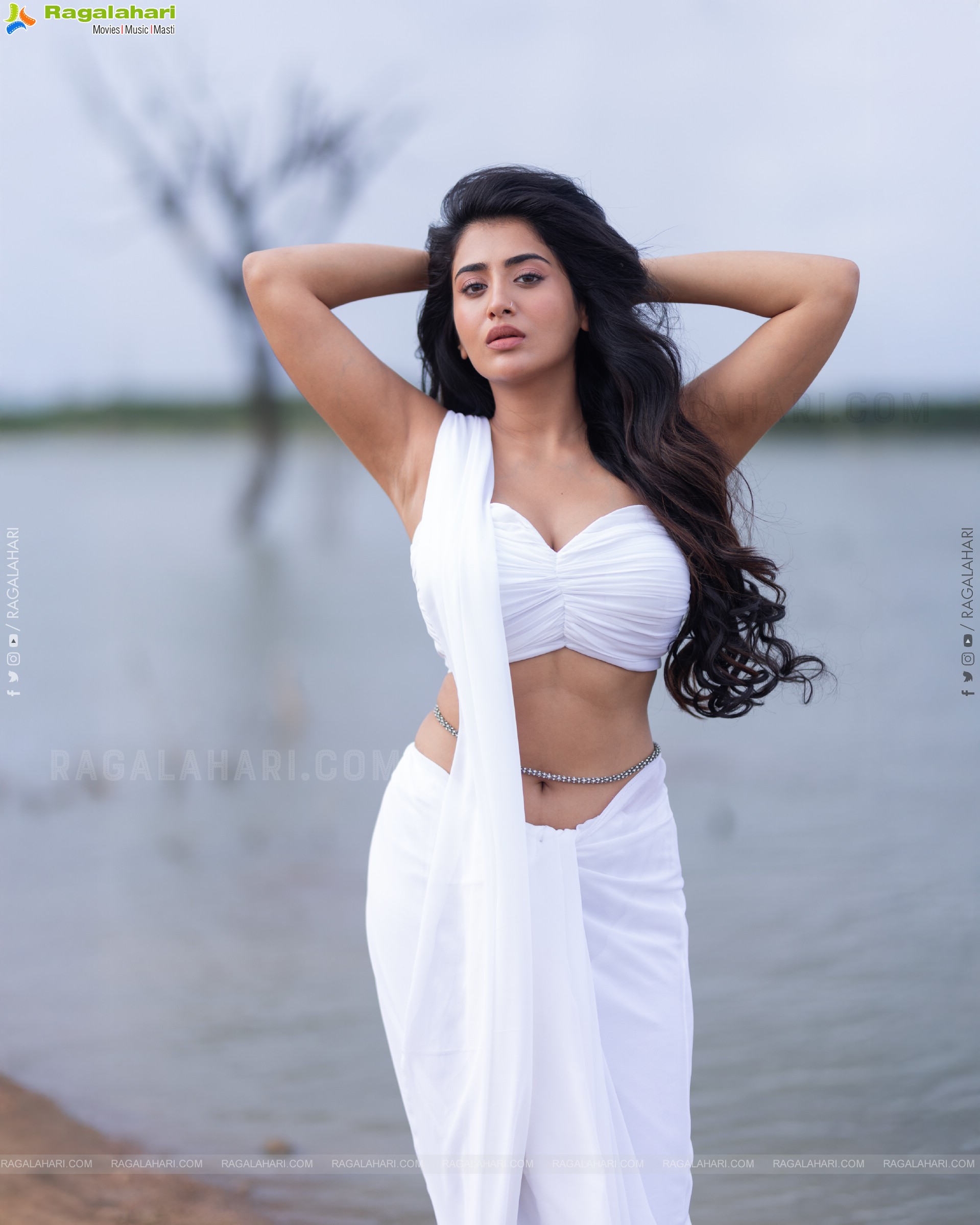 Heroine Rashi Singh Latest Photoshoot Stills, HD Gallery