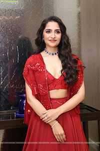 Rukmini Vasanth at Madharaasi Pre Release Event, HD Gallery