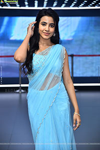 Shivani Nagaram at Little Hearts Movie Teaser Launch