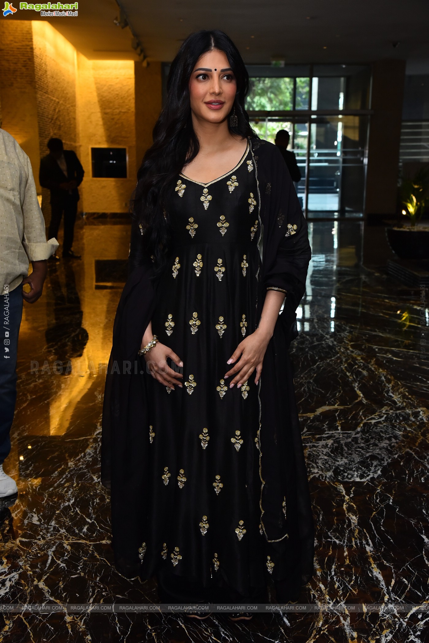 Shruti Haasan at Coolie Pre Release Event, HD Gallery