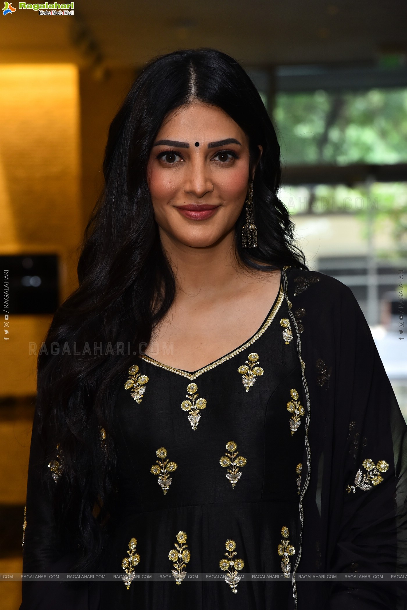 Shruti Haasan at Coolie Pre Release Event, HD Gallery