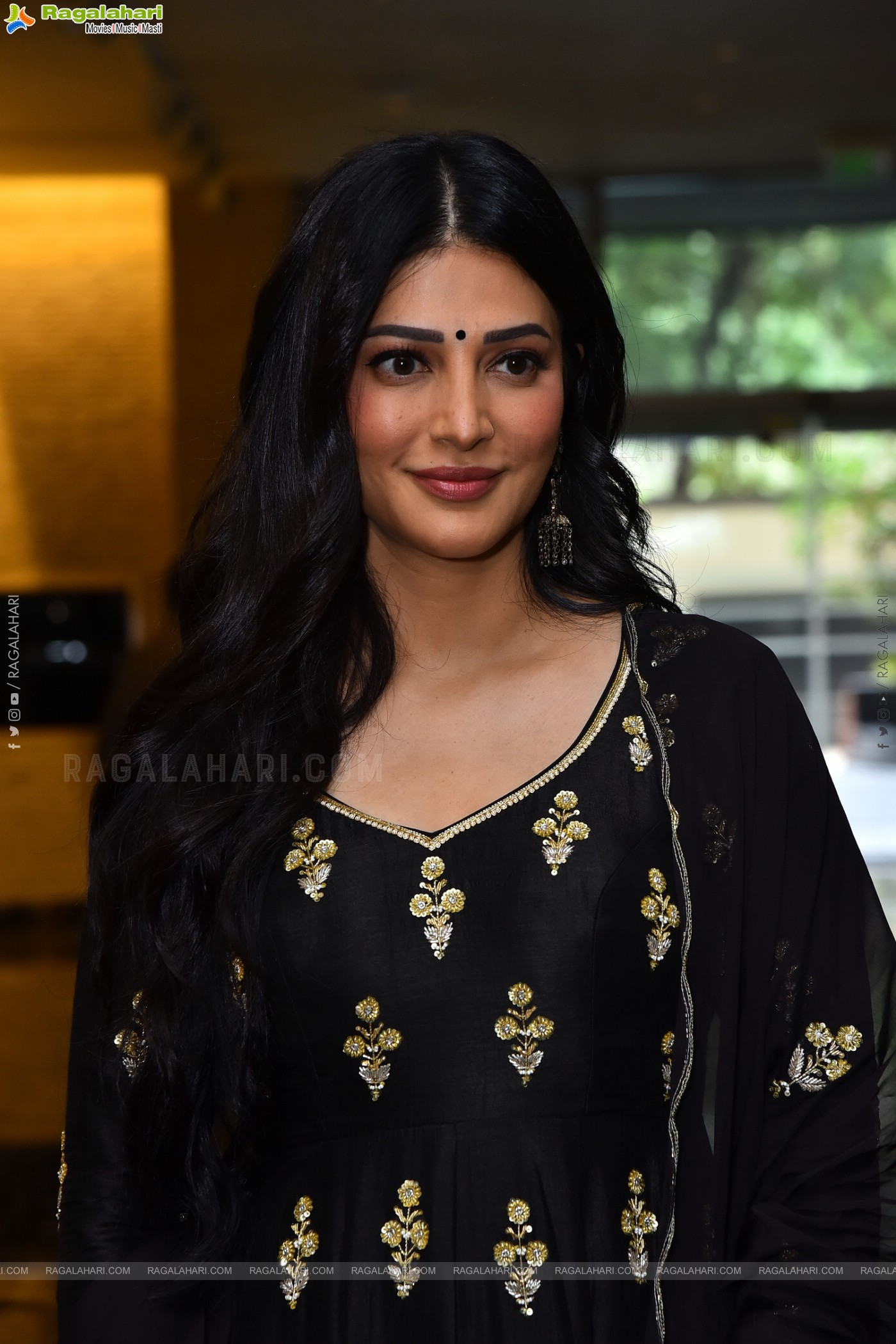 Shruti Haasan at Coolie Pre Release Event, HD Gallery